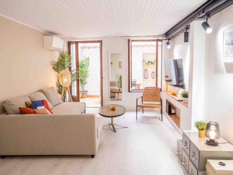 T2 47M2 Avec Terrasse - Proche Gare Marseille Apartment Exterior foto